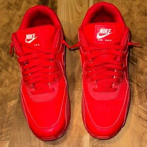 Size 10 NIKE Men’s all red Air Max 90